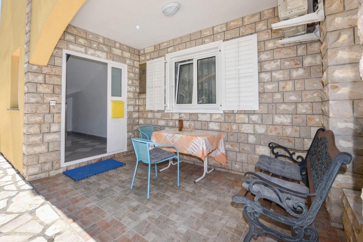 Apartments Mark - 200 M From Sea Novalja Exterior foto